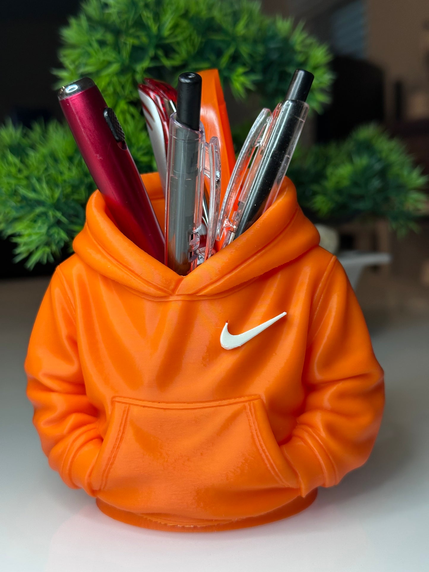 Hoodie-Style Pencil Holder –  Desk Organizer with a Warm, Creative Touch