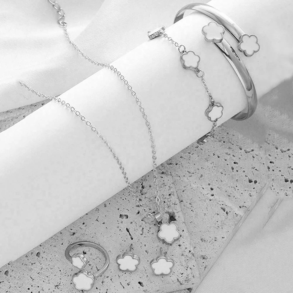 Lucky Flower 5-Piece Jewelry Set