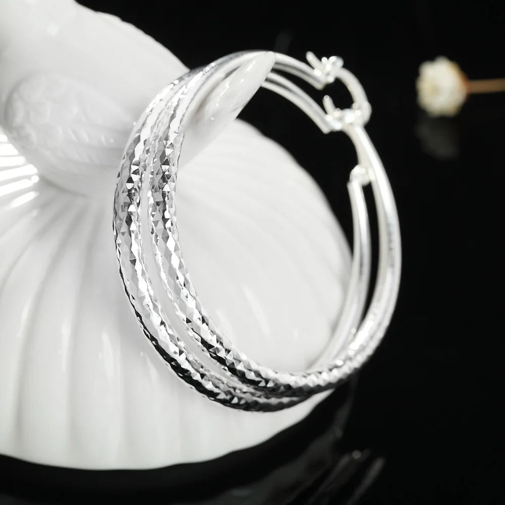 3cm Charm Hoop Earrings – Thin Modern Elegant Women's Hoops