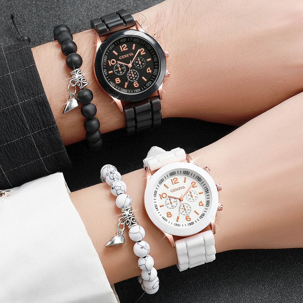 4PCS Couple Quartz Watches with Heart Bracelets