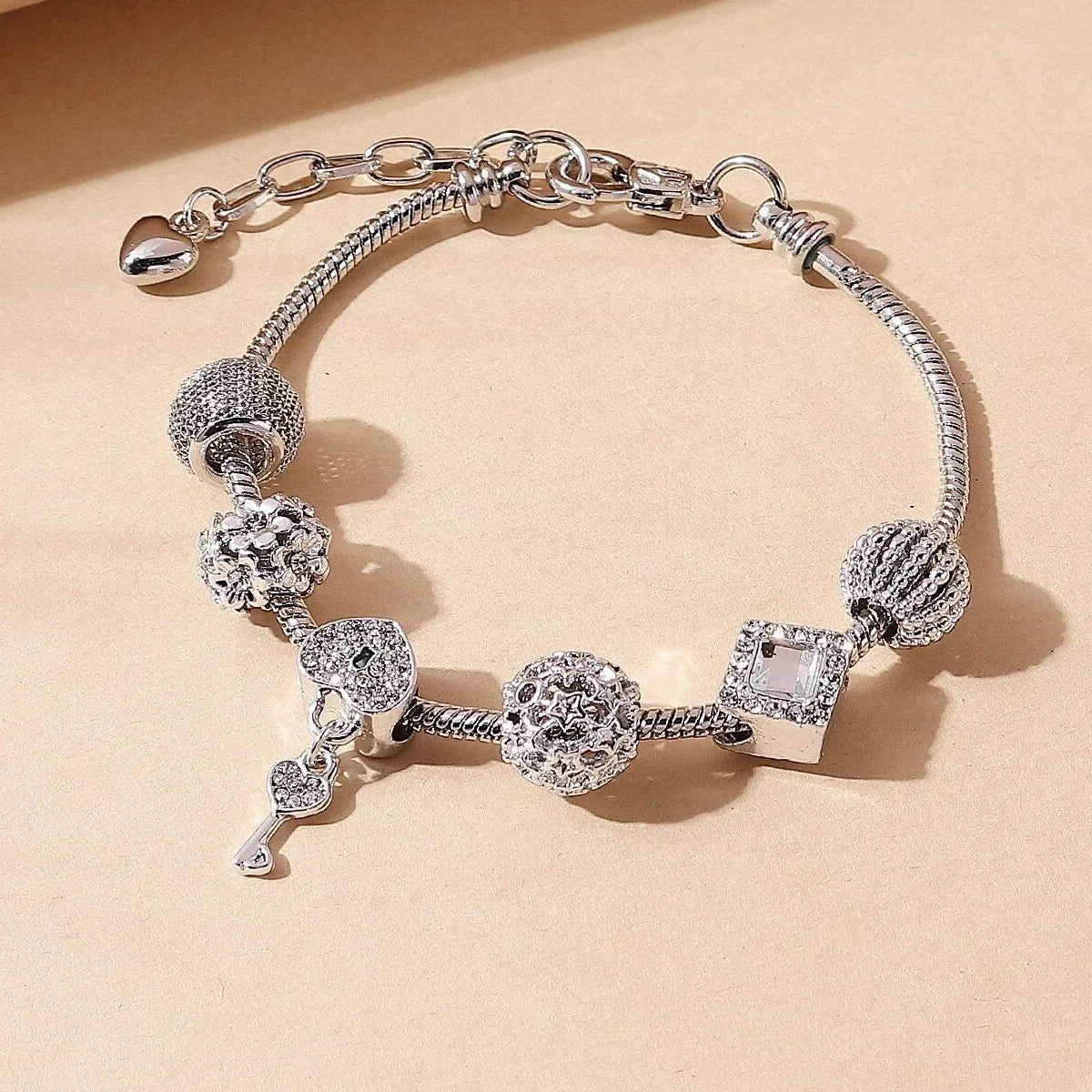 Sophisticated women's bracelet