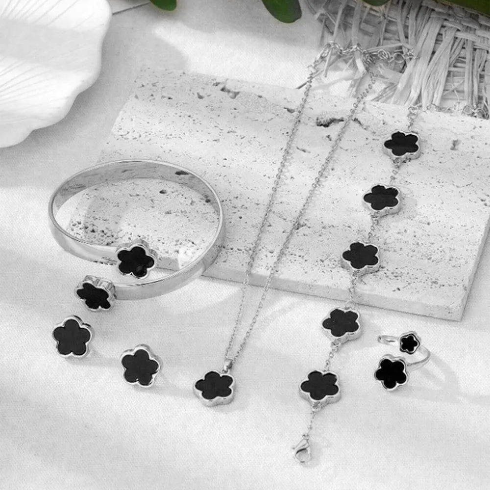 Lucky Flower 5-Piece Jewelry Set