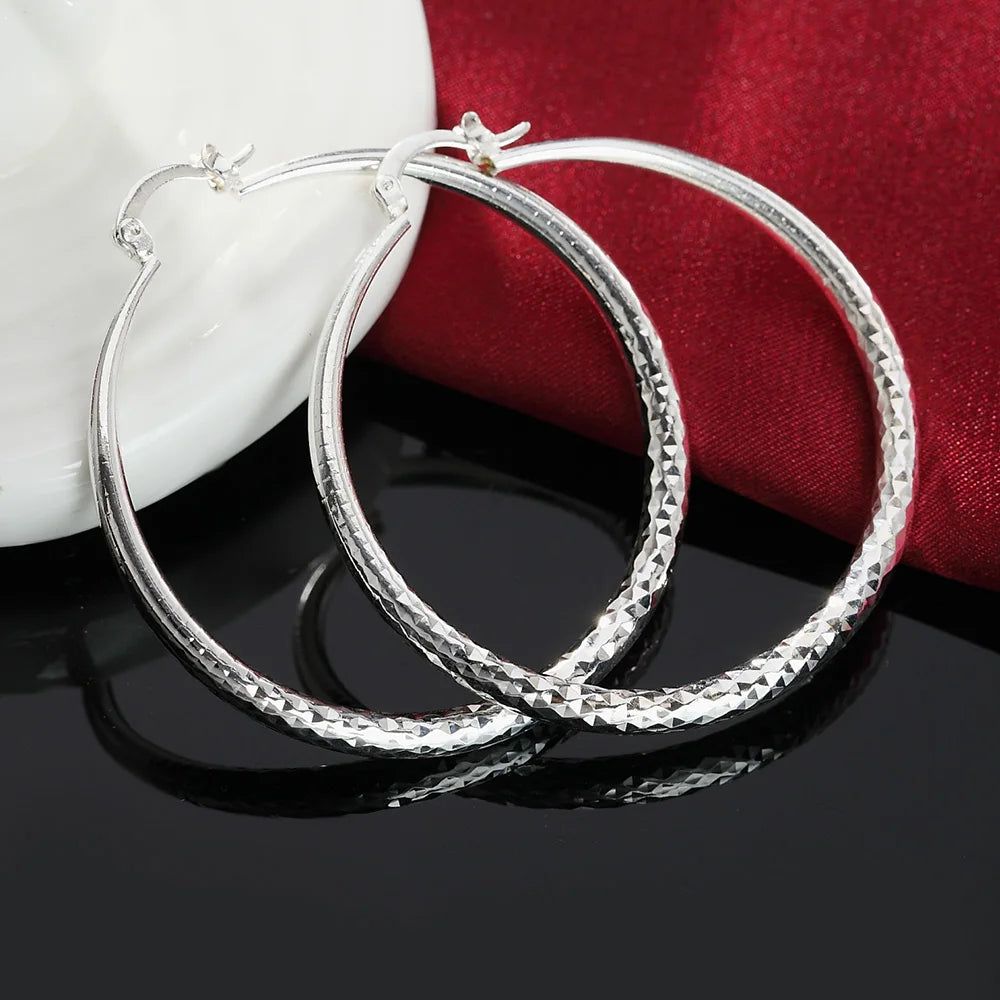 3cm Charm Hoop Earrings – Thin Modern Elegant Women's Hoops